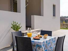 San Foca Luxury Private Villa With Hydromassage and Bike Climate