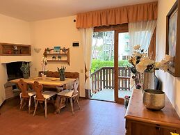 Spetacular Villa on two Floors With Garden 10 Minutes From the sea by 