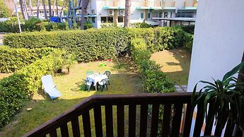 Spetacular Villa on two Floors With Garden 10 Minutes From the sea by 