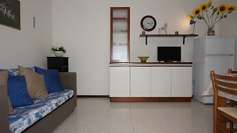 Spectacular Terraced Villa Near the sea With Private Garden, on Three 