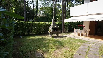 Spectacular Terraced Villa Near the sea With Private Garden, on Three 