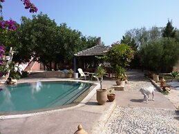 Welcome to Grenadine Town, Double Luxury Room, Garden With Swimming Po