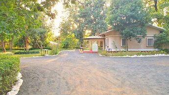 Bundela Bandhavgarh by Octave