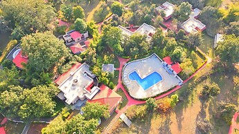 Bundela Bandhavgarh by Octave