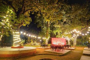 Bundela Bandhavgarh by Octave