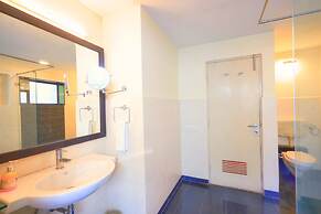 Bundela Bandhavgarh by Octave