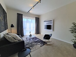 MINT Apartments Greenside