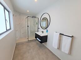 MINT Apartments Greenside