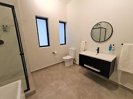 MINT Apartments Greenside