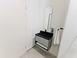 MINT Apartments Greenside