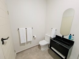 MINT Apartments Greenside