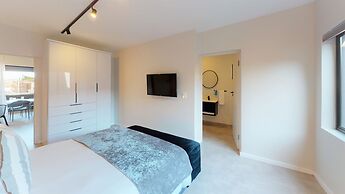 MINT Apartments Greenside