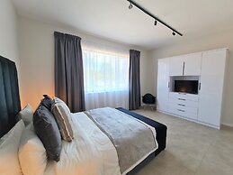 MINT Apartments Greenside