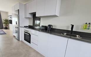 MINT Apartments Greenside