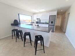 MINT Apartments Greenside