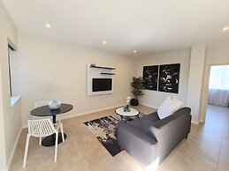 MINT Apartments Greenside