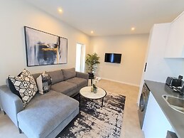 MINT Apartments Greenside