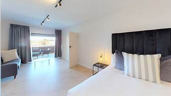 MINT Apartments Greenside