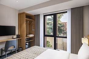 Clocks Hotel Tbilisi