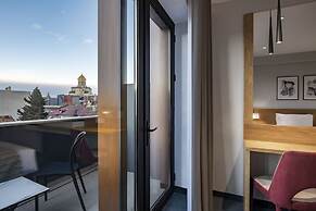 Clocks Hotel Tbilisi
