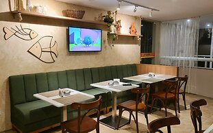 Atlantic Palace Family inn