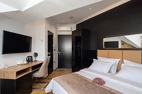 Top Rooms