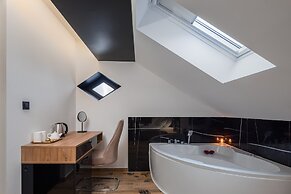 Top Rooms