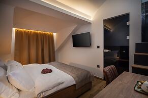 Top Rooms