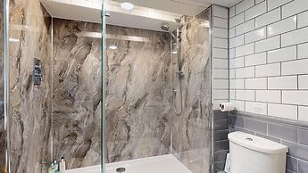 Beautiful Georgian Duplex