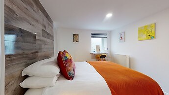 Beautiful Georgian Duplex