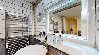 Beautiful Georgian Duplex