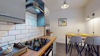 Beautiful Georgian Duplex