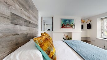 Beautiful Georgian Duplex