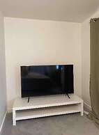 2 bed Close to Leeds City new Built Free Parking