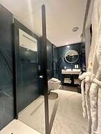 Victoria Boutique Hotel