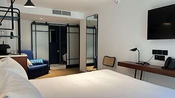 Victoria Boutique Hotel