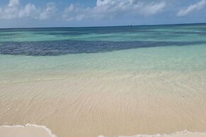 Charming 1-bed Cottage in Codrington