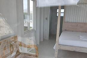 Charming 1-bed Cottage in Codrington