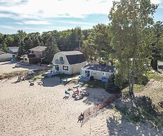 Beach Club of Oscoda Cottages