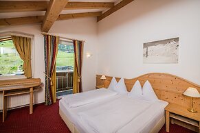 Hotel Waldheim Sexten Sesto