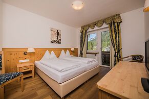 Hotel Waldheim Sexten Sesto