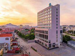 Tru by Hilton Lang Son City Centre
