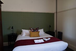 Hotel Queanbeyan Canberra