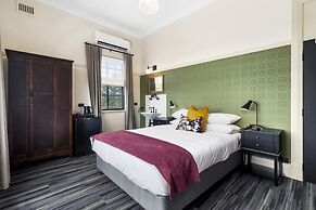 Hotel Queanbeyan Canberra