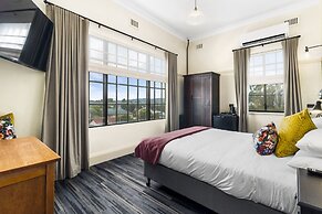 Hotel Queanbeyan Canberra