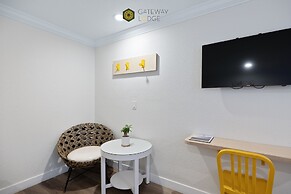 Gateway Lodge