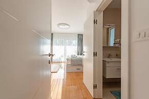 Sunset apartment with private pool and jacuzzi