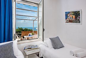 Blue-wave Experience Resort