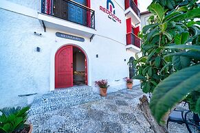 Reddoors Suites Sea View