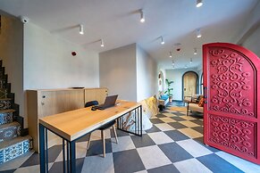 Reddoors Suites Sea View